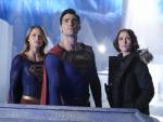 Super Team Up - Supergirl Season 2 Episode 22