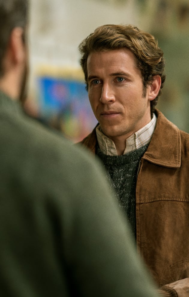 Rob Cameron Chats with Roger Outlander Season 7 Episode 6 TV