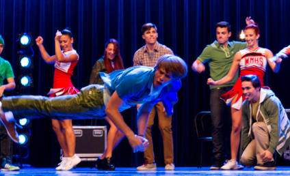 Glee Picture Preview: Twerking Time!