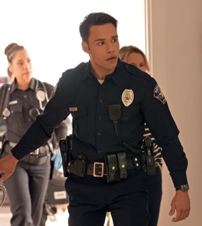 9-1-1: Lone Star Season 3 Episode 12 Review: Negative Space - TV