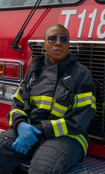 Taking A Breather - 9-1-1 Season 2 Episode 18