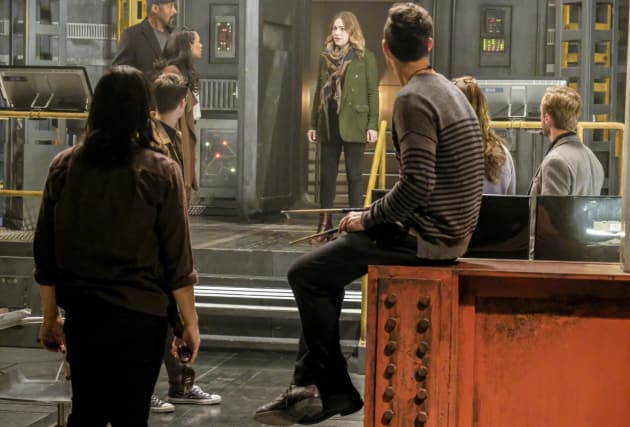 Team Meeting - The Flash Season 3 Episode 15