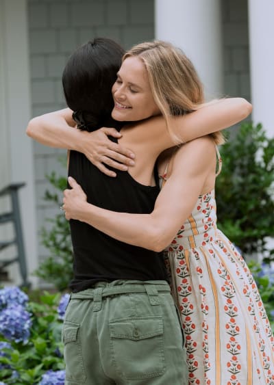 Susannah and Laurel Hug  - The Summer I Turned Pretty
