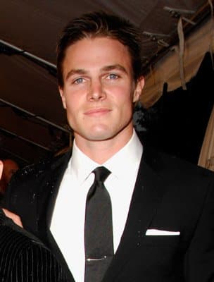 Stephen Amell