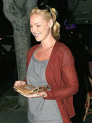 Katherine Heigl Foots the Bill - TV Fanatic