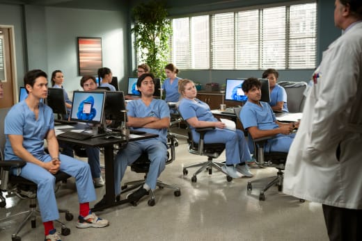 Estagiários enfrentando testes - Grey's Anatomy, temporada 20, episódio 8