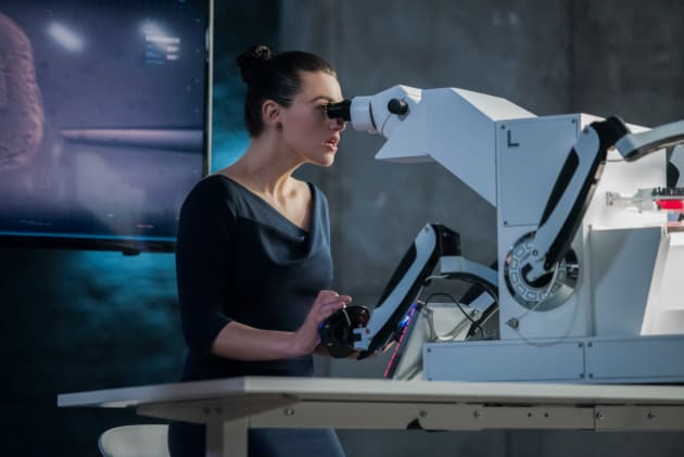 Finding a Cure - Supergirl Season 3 Episode 19