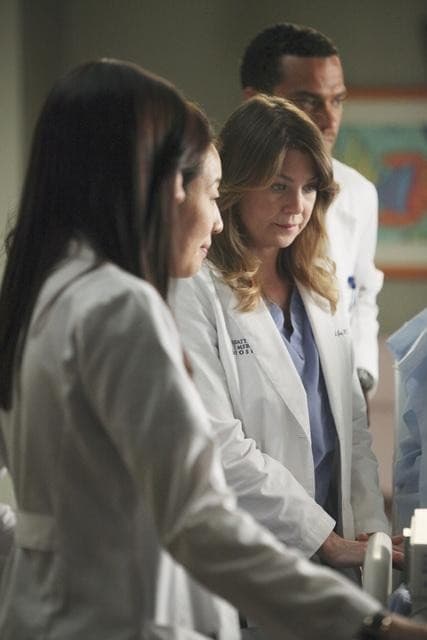 Seattle Grace Doctors Hard at Work