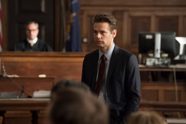 ADA Chris Hodges (Tall) - Law & Order: SVU Season 20 Episode 8