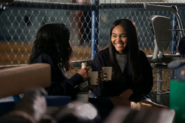 Bonding - Black Lightning Season 1 Episode 2