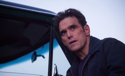Wayward Pines Season 1 Episode 3 Review: Our Town, Our Law