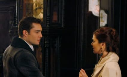 Gossip Girl Ready to "Turn Up the Heat" with Chair; Planning "Endgame" For Show's Couples