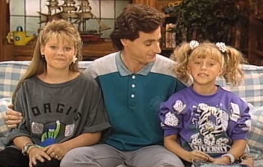 Danny, DJ, and Stephanie Sit on the Couch - full house