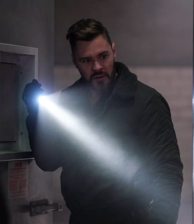 Flashlights and Surprises -tall  - Chicago PD Season 9 Episode 10