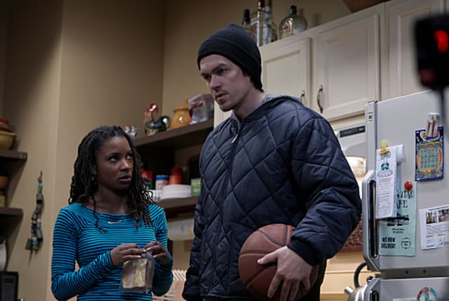 Watch Shameless Season 1 Episode 8 Online TV Fanatic