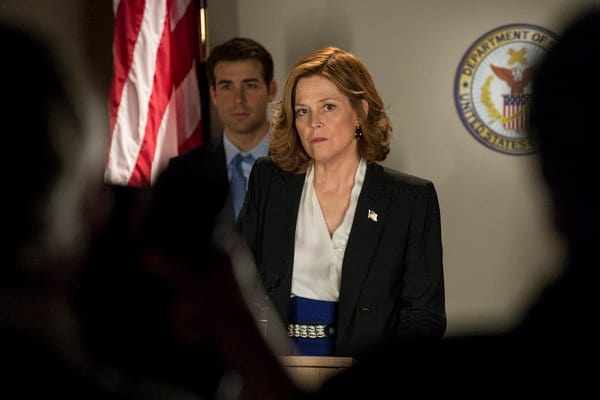 Political Animals Season 1 Episode 1: "Pilot" Photos - Tv Fanatic