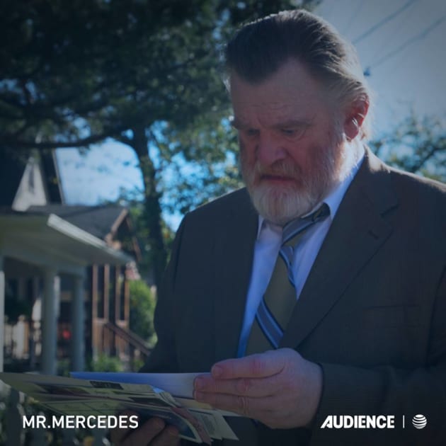 The Mail Sucks - Mr. Mercedes Season 1 Episode 2
