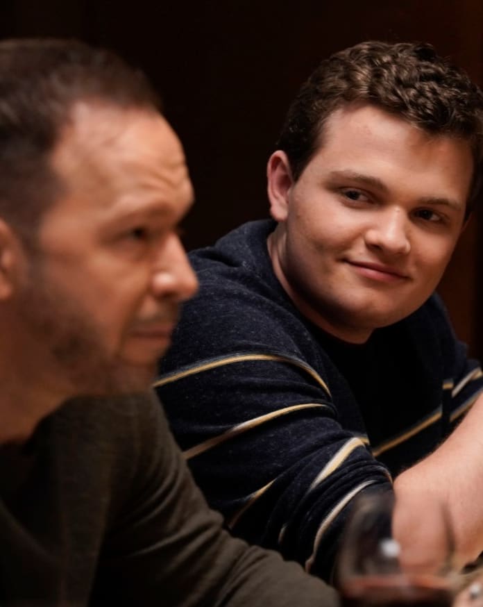 Father And Son Blue Bloods Season 9 Episode 18 Tv Fanatic