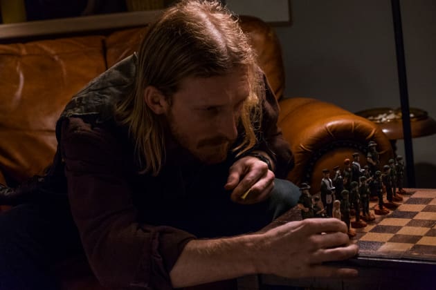 Checkmate - The Walking Dead Season 8 Episode 5