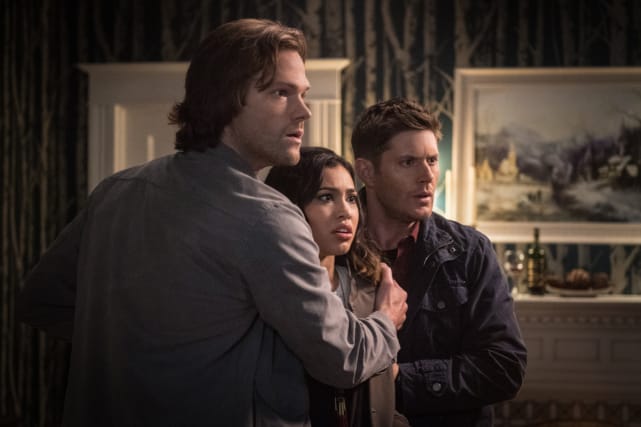 Did someone see a ghost? - Supernatural Season 12 Episode 20