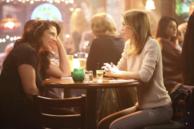 Sharing a Drink, A Laugh - Grey's Anatomy Season 11 Episode 5