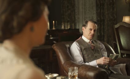 Boardwalk Empire Review: "What Does the Bee Do?"