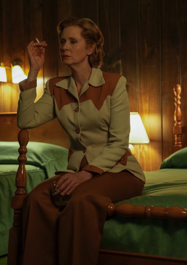 Gwendolyn Smokes - Ratched Season 1 Episode 4