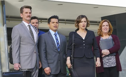Crazy Ex-Girlfriend Season 1 Episode 13 Review: Josh and I Go to Los Angeles!