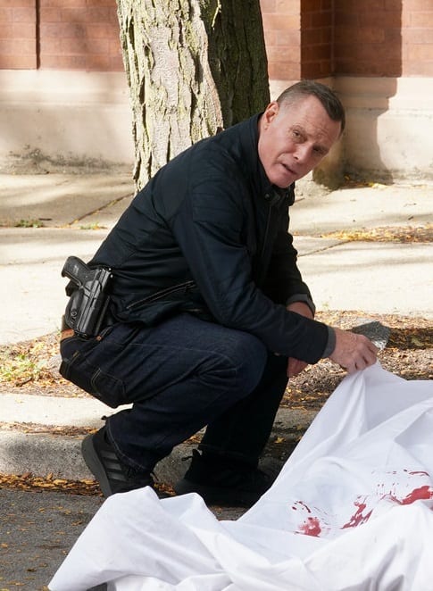 White Sheet -tall - Chicago PD Season 10 Episode 6