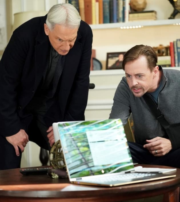 Helping From Home - NCIS Season 18 Episode 6