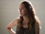 Keeping Her Cool - Fear the Walking Dead Season 3 Episode 15