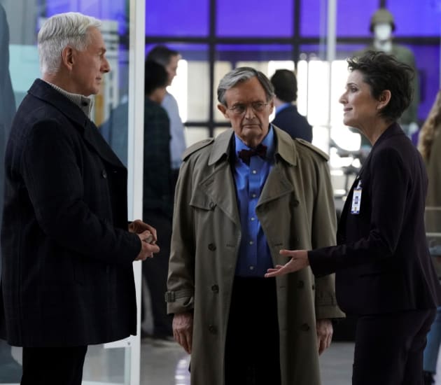 Finding Help - NCIS Season 17 Episode 16