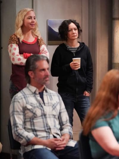 Darlene Tags Along - The Conners Season 4 Episode 2