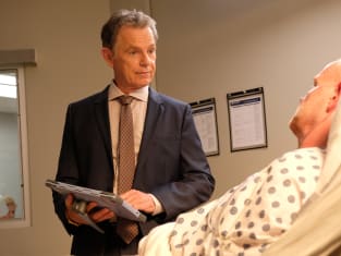 The resident season 2 episode 1 watch online outlet