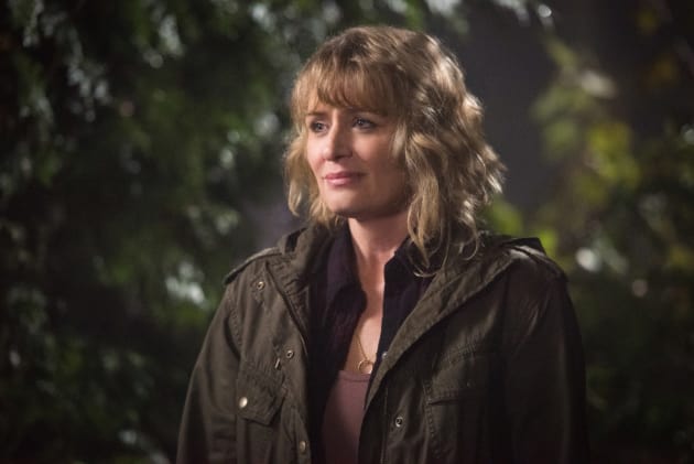Mary in the woods - Supernatural Season 12 Episode 9