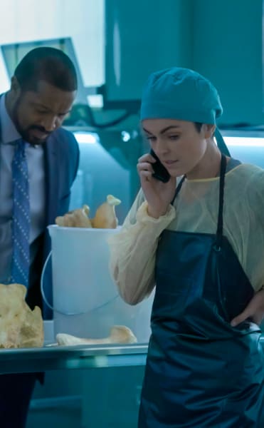 Jenny and McAvoy Are No Longer Friends - Coroner Season 1 Episode 5