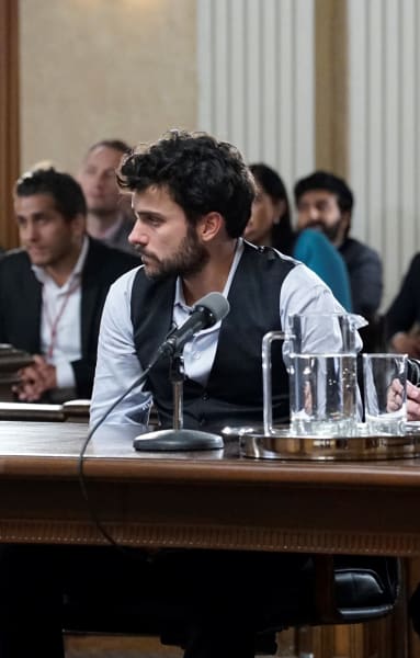 Listening In Court - How To Get Away With Murder Season 6 Episode 10