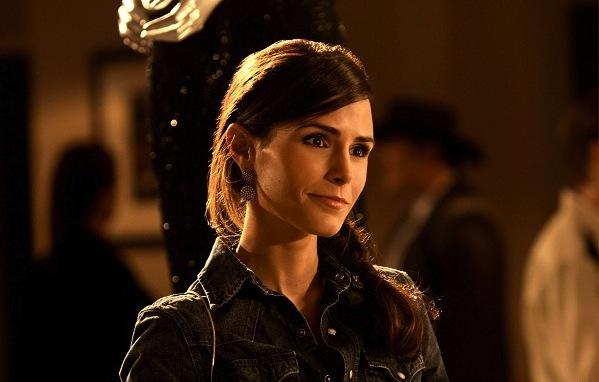 Jordana Brewster as Elena