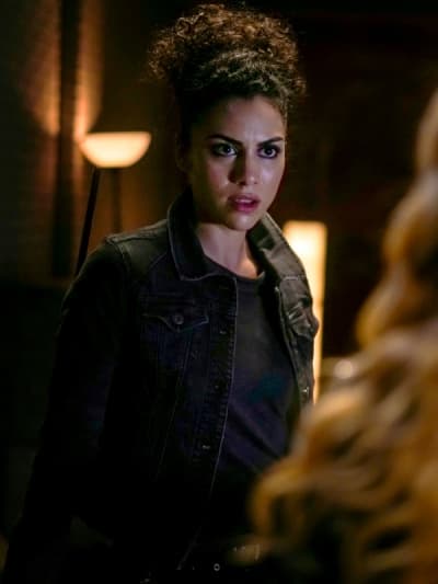 Watch arrow season 8 episode 3 sales
