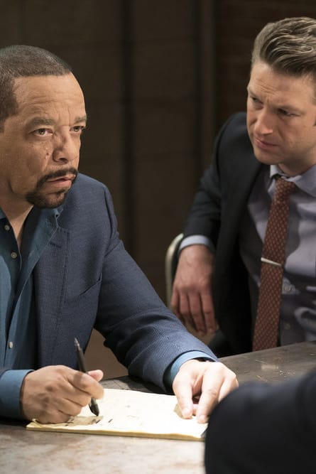 Law And Order Svu Season 19 Episode 5 Recap : Who Is The Father Of Amanda Rollins Baby On Svu Find Out - Svu follows an elite squad of detectives who investigate sexually based crimes in new york city.