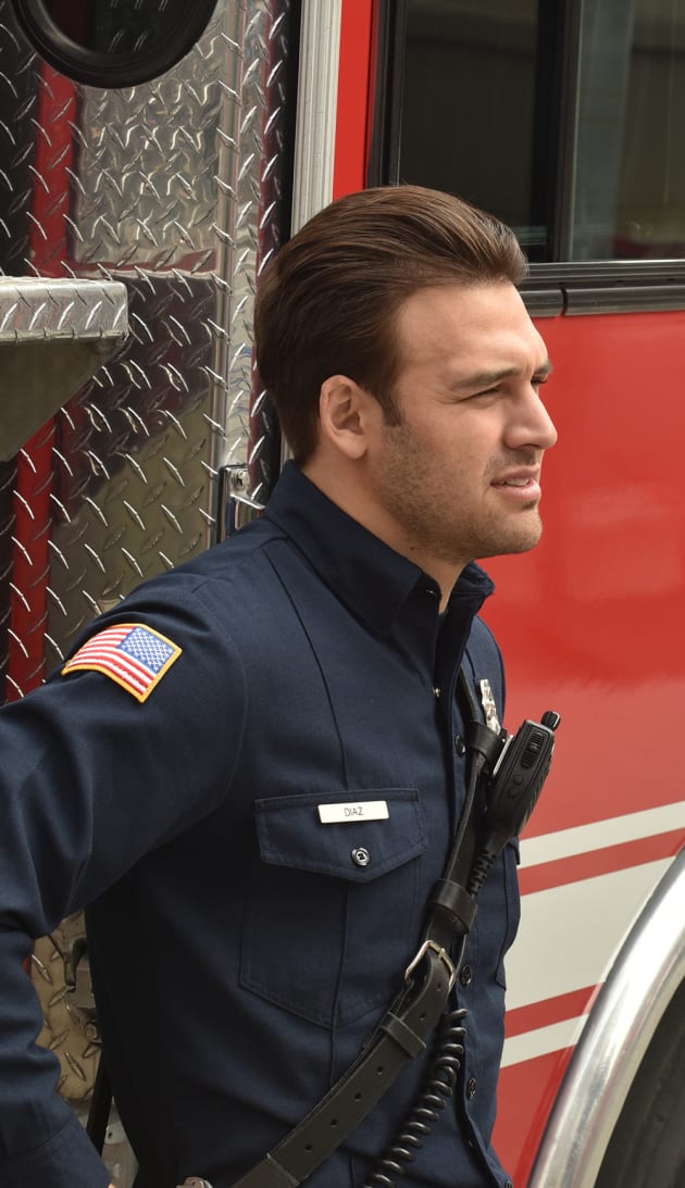 On The Job - 9-1-1 Season 2 Episode 15