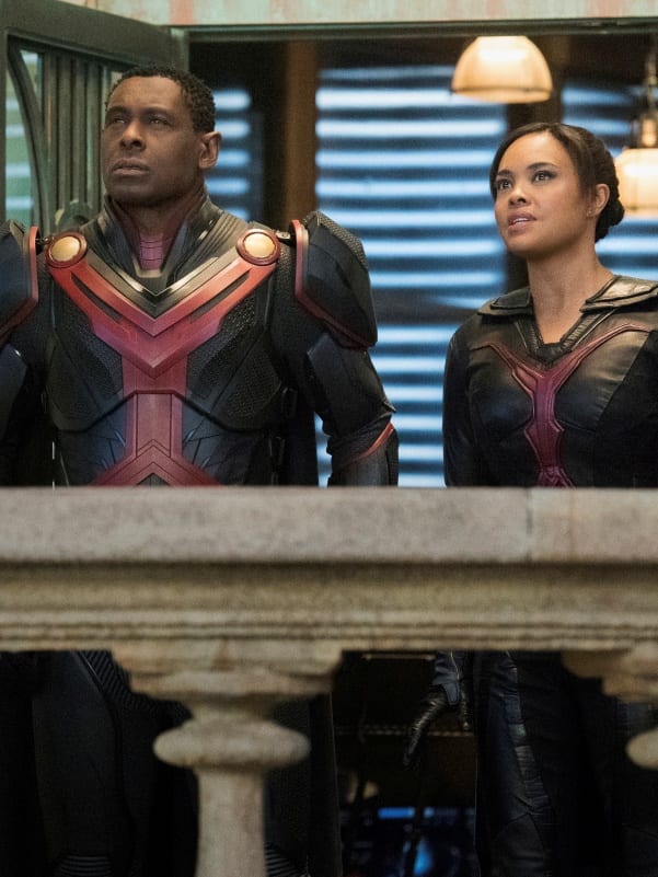 M'gann and J'onn - Supergirl Season 6 Episode 1