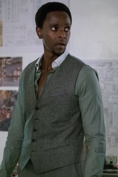 Solomon in Shock - The Blacklist: Redemption Season 1 Episode 8