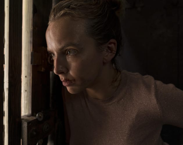 Waiting for her Move - Killing Eve