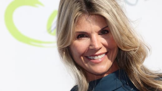 Lori Loughlin attends the DesignCare 2022 Gala benefitting The HollyRod Foundation at RJ's Place Vocational and Family Support Services Center 