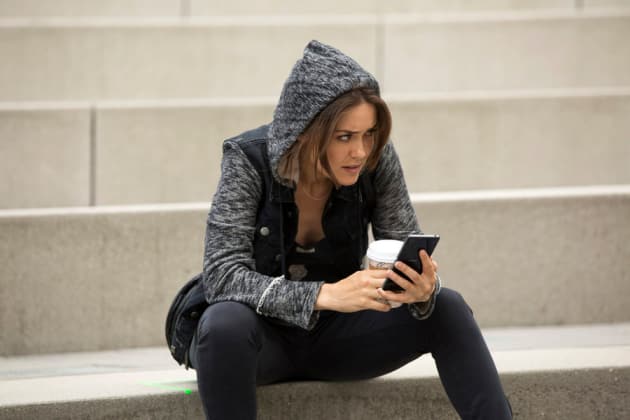 Liz on the Steps - The Blacklist Season 2 Episode 1