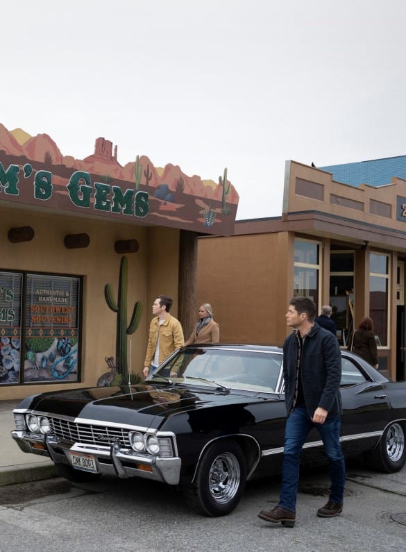 Heading to the Cafe - Supernatural Season 15 Episode 17