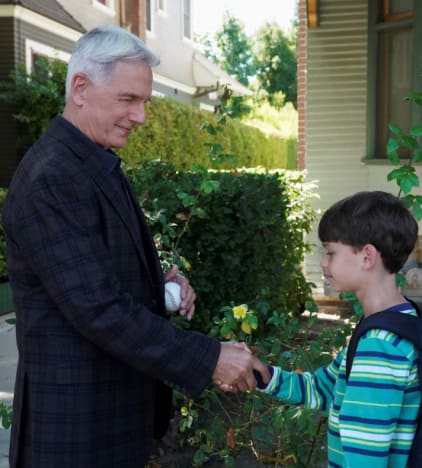 A New Neighbor -- Tall - NCIS Season 17 Episode 5