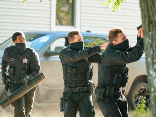 Chicago PD Season 8 Episode 1 Review Fighting Ghosts TV Fanatic
