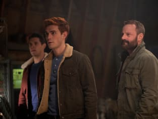 Archie Leads the Charge - Riverdale